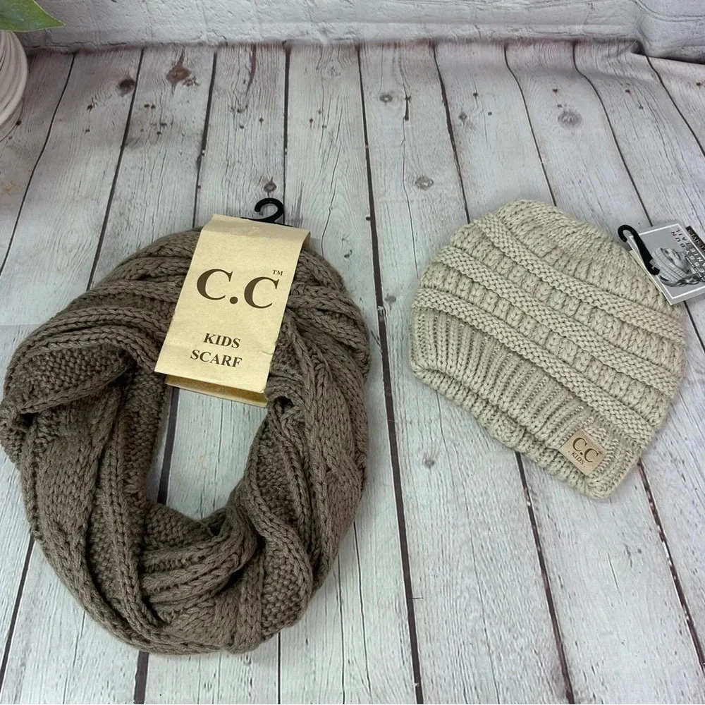 NWT Boutique C.C. kids taupe infinity scarf and beige messy bun beanie tail